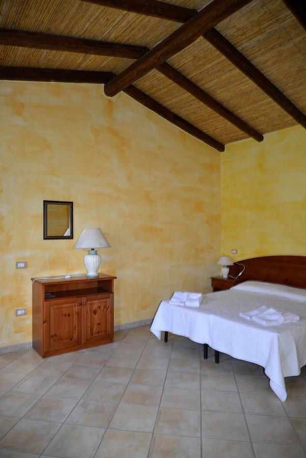 Agriturismo Rubinu Galtelli Exterior photo