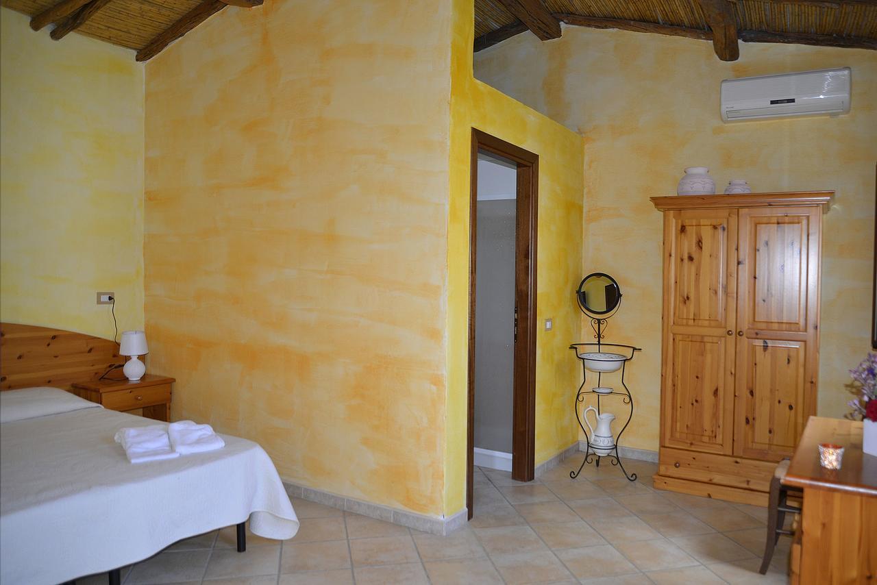 Agriturismo Rubinu Galtelli Exterior photo