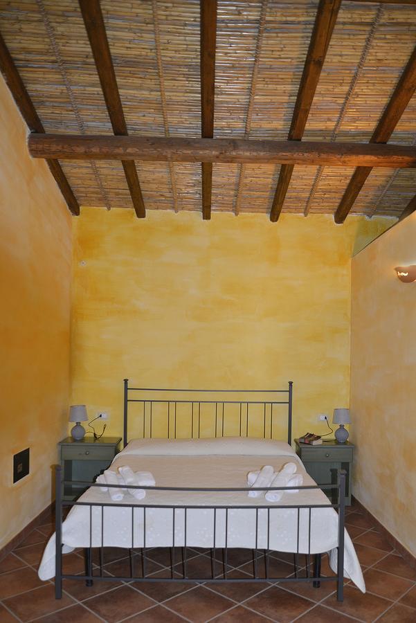 Agriturismo Rubinu Galtelli Exterior photo